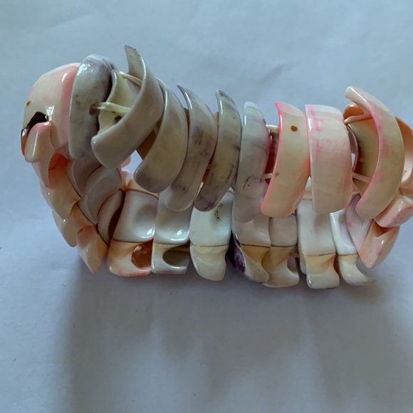 Sea shell surf bracelet elastic stretch pink puka - Picture 3 of 4